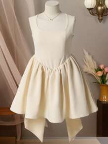 SHEIN Vestido elegante y de color amarillo pato para niñas preadolescentes, con cuello cuadrado de unicolor, sin mangas, espalda descubierta, decorado con gran lazo y empalme en forma de V. Vestido francés elegante y a la moda, ideal para volver al colegio, apropiado para graduaciones, bailes de promoción y fiestas de cumpleaños.