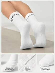 GLOWMODE 3 Pairs Soft Comfy Low-Cut No-Show Seamless Toe Construction Socks With Non-Slip Grips Daily Casual Wear - White - View 2