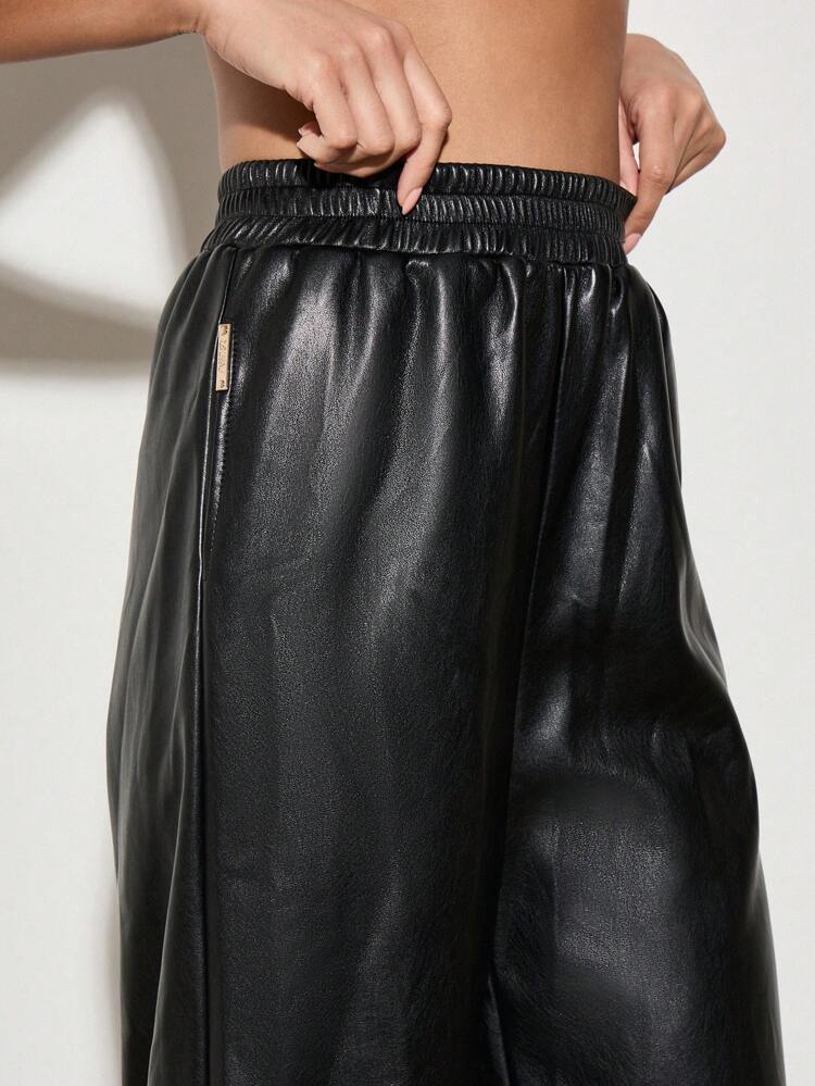 AiiRZ Faux Leather Wide Leg Trousers With Elastic Waist For Fall Winter, Luxe High-Rise Pants With Side Pockets, Versatile Fashion Statement Piece