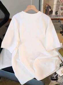 SHEIN Camiseta de manga corta con cuello redondo, decoración de strass con estampado de corazón para mujeres