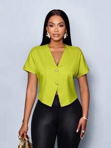 SOLERSUN Áo cánh tay ngắn thanh lịch cổ chữ V màu trơn có nút kim loại viền bất đối xứng cho nữ - màu xanh lá - Xem 3
