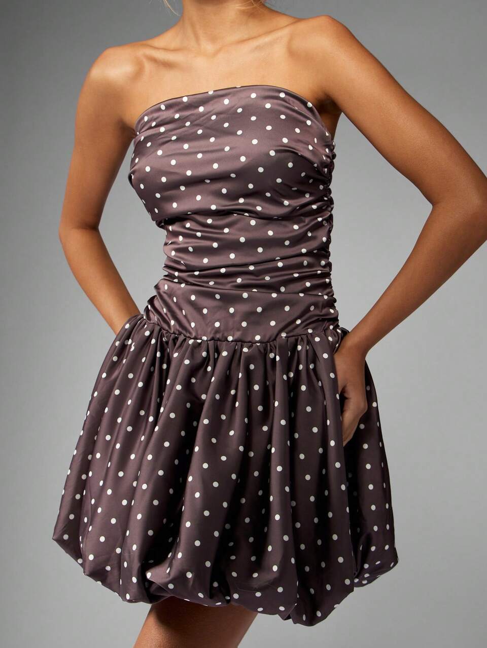 MISSGUIDED Strapless Ruched Polka Dot Mini Party Dress Bandeau Puff Ball Dress With Gathered Bodice Holiday Dance Special Occasion Dress