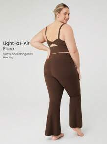 GLOWMODE Quần legging cạp cao ống loe FeatherFit™ cỡ lớn 28'' cho tập yoga hàng ngày tác động thấp - Cảm hứng quế - Xem 2