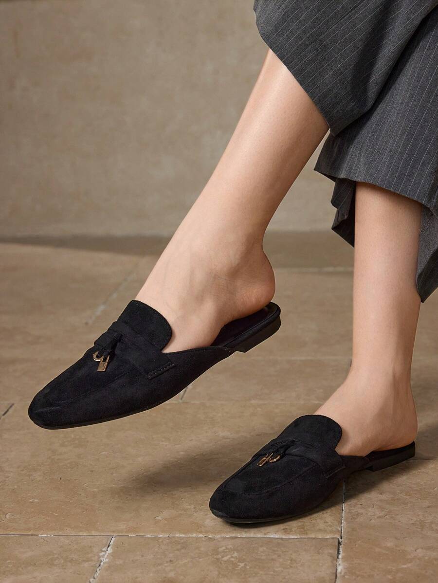 MOTF PREMIUM WOMEN'S COMFORT SIMPLE ROUND TOE FLATS FOR CHRISTMAS - Black - View 2