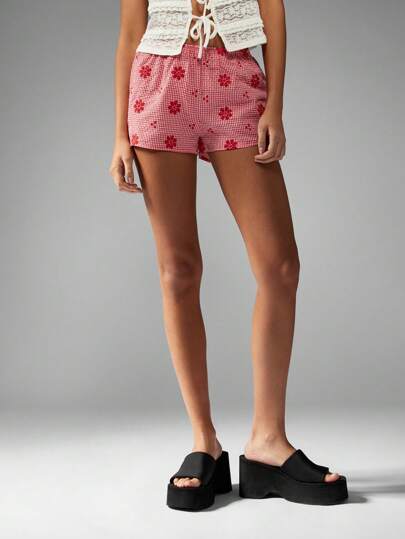 MISSGUIDED Gingham Print High Waist Embroidered Floral Shorts Summer Casual Daisy Pattern Loungewear Beach Vacation Resort Wear Picnic