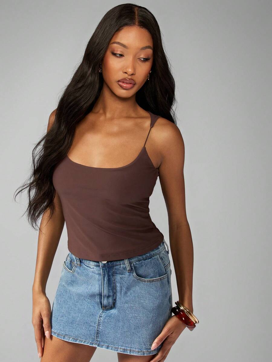 MISSGUIDED Essential Seamless Basic Cami Top For Layering Spaghetti Strap Tank Workout Yoga Athletic Fitted Camisole Perfect For Summer Spring Fall - Chocolate Brown - View 1