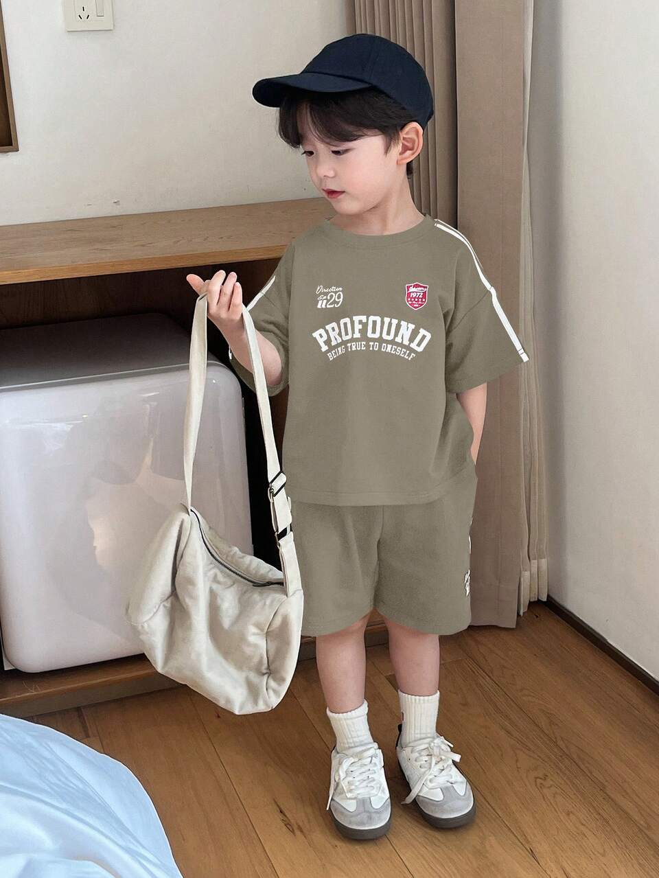 2pcs/Set Young Boy Letter Print Round Neck Drop Shoulder T-Shirt & Shorts Casual Outfit,Back To School Clothes