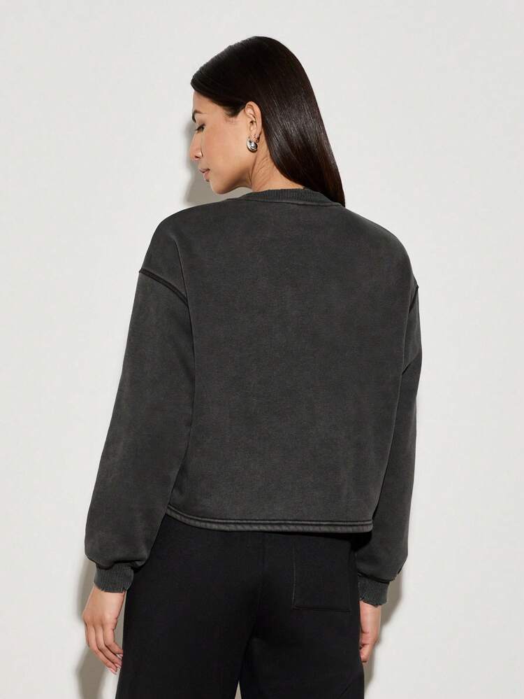 로고가 있는 크롭 스웨트셔츠