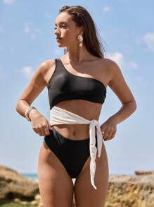 SHEIN Swim 1pc Contrast Color One-Piece Monokini, Elegant One-Shoulder Women Beach Swimsuit Set For Summer Beach Vacation - Black and White - View 5