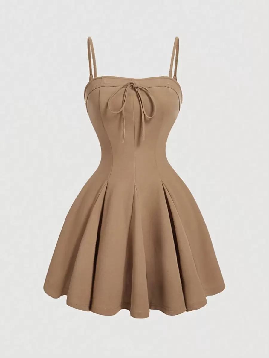 SHEIN MOD 卡其色蝴蝶结领子收腰荷叶边下摆吊带连衣裙 - 卡其色 - 查看 1