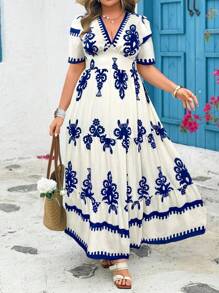 SHEIN Clasi Plus Size Women Floral Print V-Neck Short Sleeve Ruffle Hem Dress, Vacation Style - Blue and White - View 5