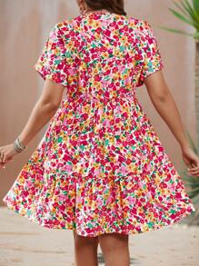 SHEIN LUNE Plus Size Bright Ditsy Floral V-Neck Short Dress Plus Size Summer Dresses For WomenVacation Dress Wedding Clothing Birthday Outfits For Women Women Clothing Vacation Wedding Guest Dress - Hot Pink - View 2