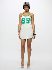 SUMWON WOMEN Vestido corto de tirantes con estampado de números de equipo universitario, estilo deportivo, moda de calle Y2K, tipo jersey de baloncesto para el verano y festivales - Blanco - Ver 3