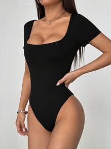Flirla Body de mujer de unicolor de ajuste ceñido, cuello cuadrado minimalista, manga corta, versátil para uso diario