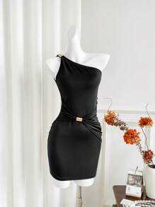 Chiquease 夏季新款黑色不对称领口不对称紧身优雅性感腰部女式迷你连衣裙 - 黑色 - 查看 1