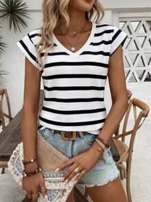 SHEIN LUNE Camiseta casual holgada de manga corta con escote en V a rayas para mujer de talla grande