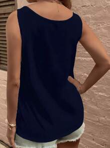 SHEIN Camiseta sin mangas con cuello redondo y decoración de botones para mujer de talla grande - Azul Marino - Ver 2