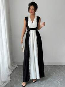 Elenzga Women's Elegant Sleeveless V-Neck Color Block Long Jumpsuit - Black and White - View 1