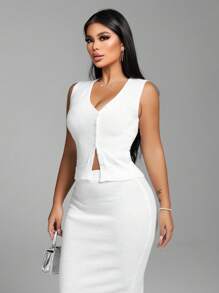 Zolique Women Spring Summer New White Knitted Vest With Button Closure, Casual Simple Sexy V Neck Sleeveless Vest - White - View 3