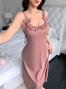 Vestido de casa de mujer con elegante decoración de lazo 3D y tirantes sueltos