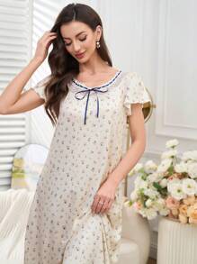 Camisón largo elegante con borde de encaje floral para mujer