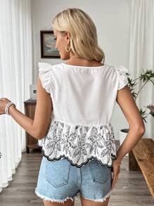 Breezaya Blusa casual de vacaciones para mujer con bordado floral y parches - Blanco y Negro - Ver 2