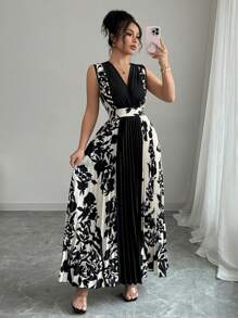 Chiquease Elegant V-Neck Sleeveless Color Block Midi Dress