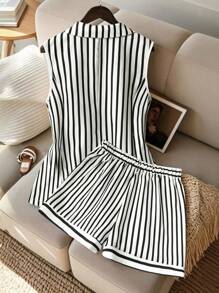 SHEIN Clasi Plus Size Women Lapel Tie Decoration Vest Elastic Waist Zipper Shorts Set, Suitable For Casual Commute