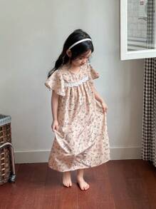 Zikori Zikori Vestido holgado para el hogar con cuello redondo, estilo coreano simple, de tejido suelto con bordado floral ditsy y ribete de encaje, para chica joven