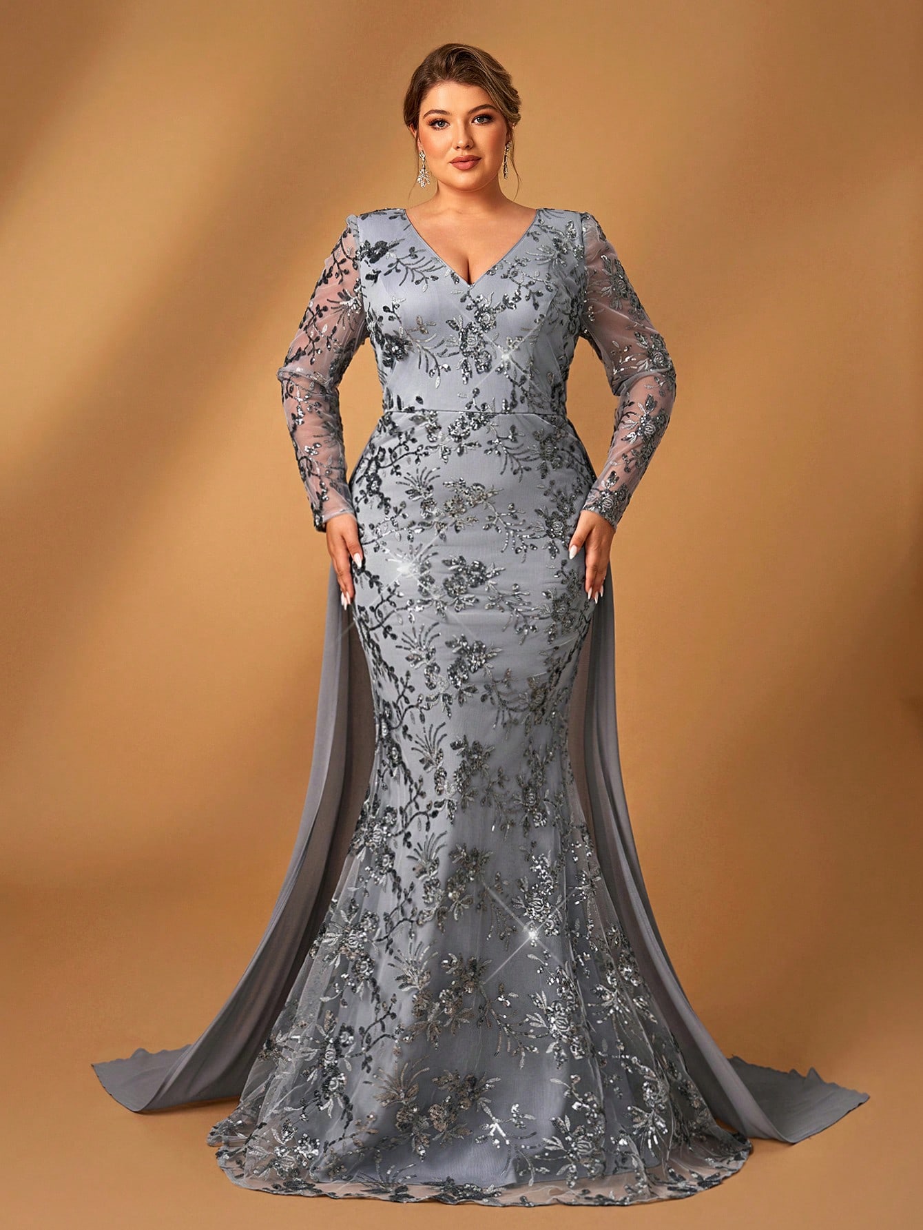 فستان سهرة طويل للمرأة البدينة أنيق وفاخر باللون ا...