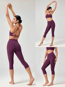 GLOWMODE 17" FeatherFit™ Crossover Waist Front Special Seam Cutie Capri Leggings Low Impact Yoga Studio Daily