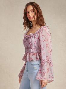 WESTFADE ملابس علوية كروب بأكمام طويلة على شكل أجراس، ياقة منقوشة بتصميم الأزهار الغربية الربيعية، من القماش الشيفون الناعم مع حافة فضفاضة، مناسب للأجواء الصيفية والإجازات