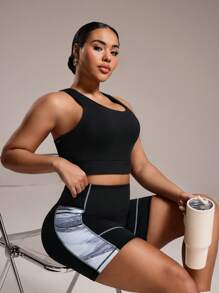 Easithlete 纯色无缝运动胸罩和撞色拼接短裤套装 - 彩色 - 查看 1