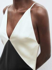 Maija Black & White Contrast V-Neck Sleeveless Bodycon Midi Dress, Elegant Backless Design, Suitable For Wedding Guest Outfit, Spring Clothes Women Valentines Day Elegant Party Dress - Black and White - View 4