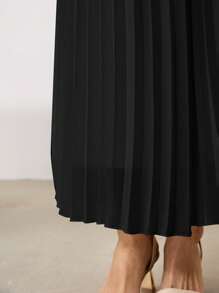 EastFlair Plus Size Versatile Retro Pleated Midi Skirt For Office And Commute Fall - Black - View 8