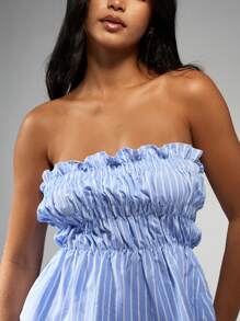 MISSGUIDED Summer Stripe Ruched Two-Piece Set Bandeau Top High Waist Shorts Seersucker Vacation Beach Resort Co-Ord Set Spring Holiday Outfit - Blue and White - View 3