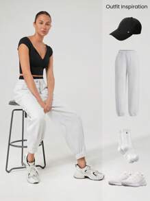 GLOWMODE FeatherFit™ Sweat-Heart 领口露背盖袖 T 恤低冲击瑜伽普拉提日常休闲装可拆卸罩杯 - 黑色 - 查看 7