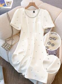 SHEIN Clasi Vestido midi asimétrico de talla grande para mujer, con mangas abullonadas, cintura ceñida, y aplicaciones de pedrería artesanal - Albaricoque - Ver 1