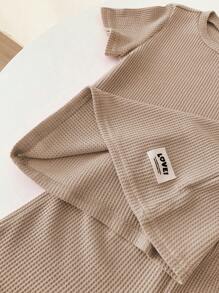 SHEIN Genkimix Kids 年轻女孩夏季休闲纯色短袖T恤和短裤两件套 - 卡其色 - 查看 5