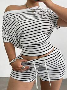 Sunspun Bộ đồ crop top hở vai gợi cảm có tay dài và quần short rút dây thường ngày - Nhiều màu - Xem 1