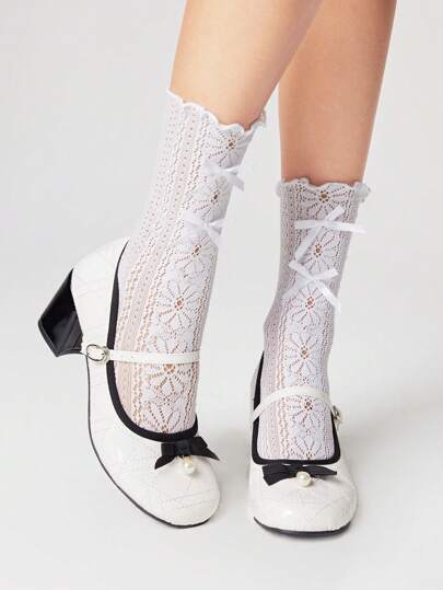 Kawaii Women's White Closed Toe Mary Jane Pumps, Chunky Heel Dressy Work High Heels Shoes