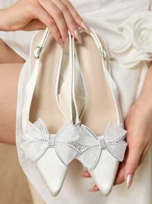 CUCCOO HITCHD Women's Pointed Toe Vintage Embroidered Slingback High Heel Pumps - White - View 1