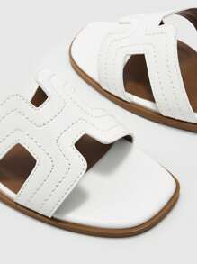 CUCCOO BIZCHIC Women's Comfortable Casual Everyday Flat Sandals, Versatile