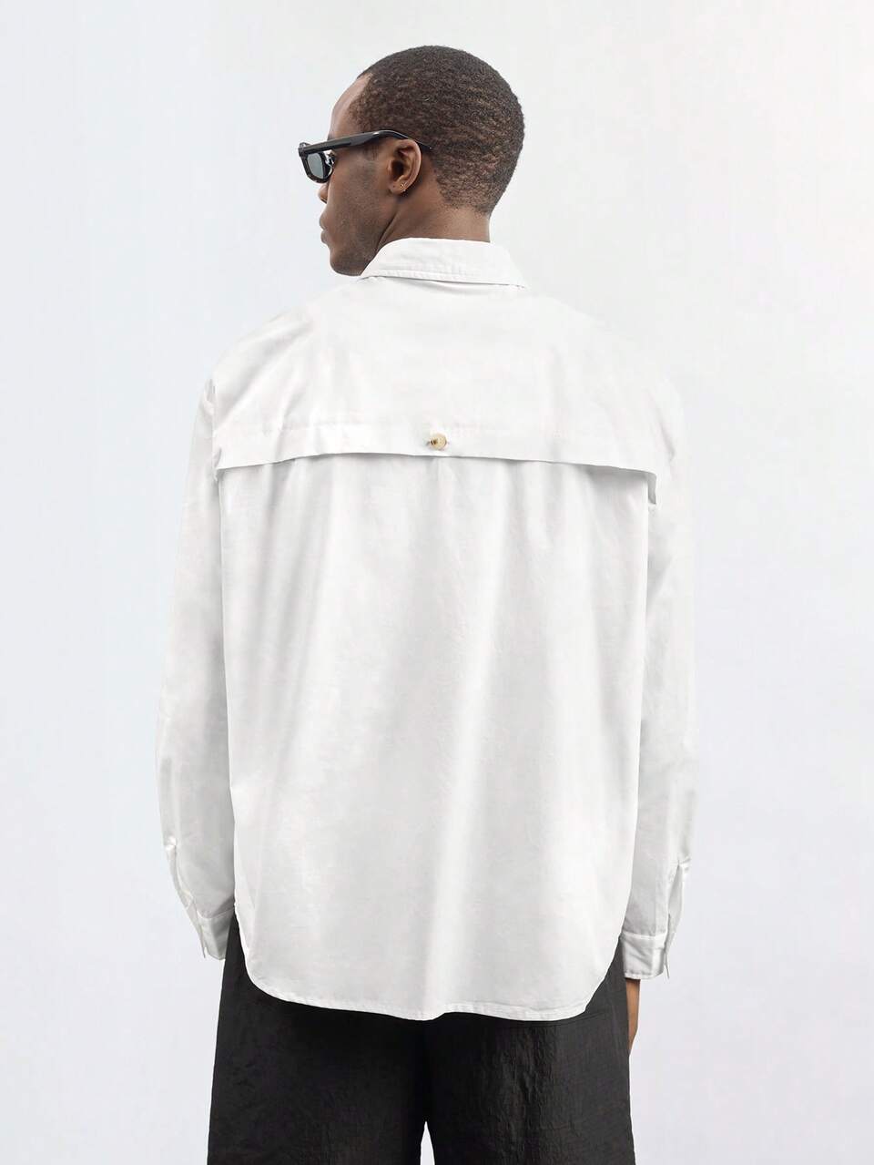 SHEIN Maija Men's Solid Color Long Sleeve Single-Breasted Casual Loose Shirt