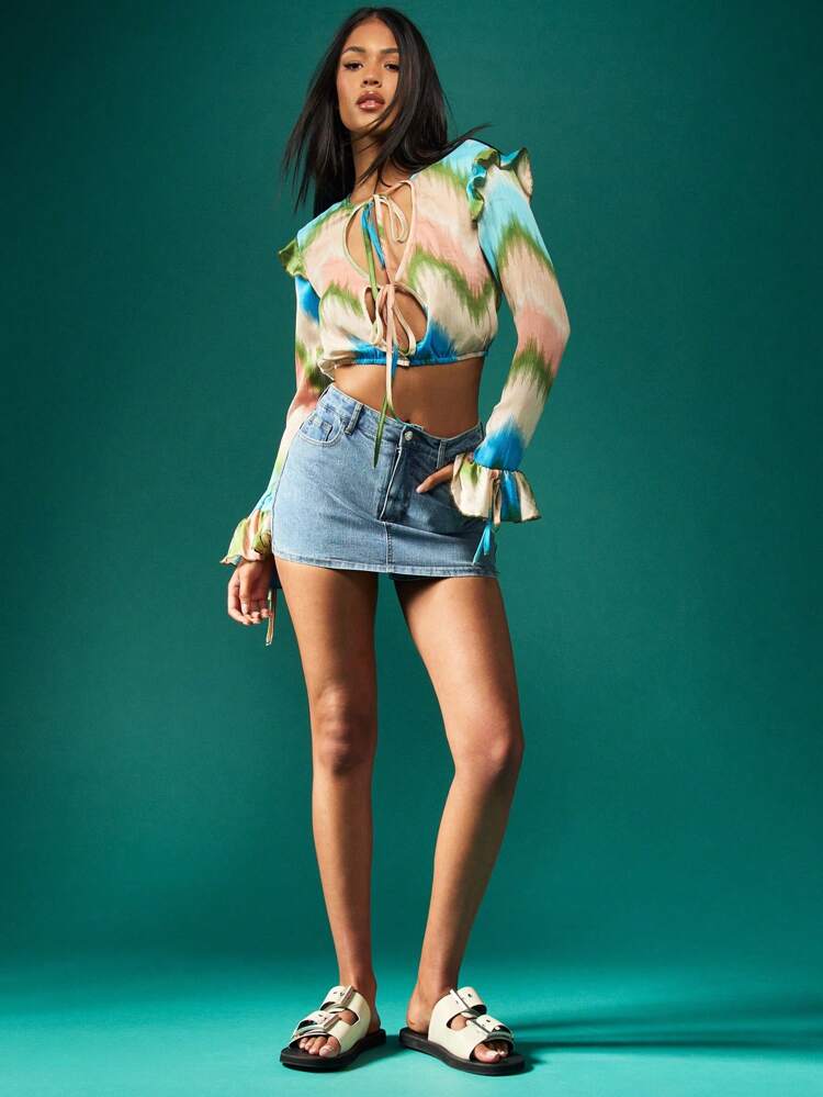 MISSGUIDED Watercolor Print Long Sleeve Blouse Tie Front Crop Top Ruffle Sleeve Summer Festival Beach Party Casual Holiday Boho Chic Spring Fashion