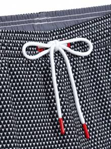 Manfinity Men's Letter & Geometric Print Drawstring Waist Loose Beach Shorts,Hawaiian, Geometric Swim Trunks, Black And White Swim Trunks, Drawstring Swim Trunks, Men's Beachwear - Black and White - View 5