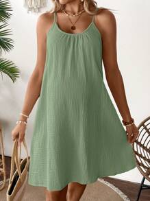 SHEIN Vestido de tirantes casual de maternidad con volantes de color liso para vacaciones