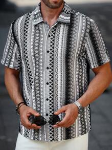 Manfinity RSRT Men's Casual Daily Wear, Perfect For Seaside Vacations, Featuring An INS-Style Bohemian Multicolor Vertical Striped Crochet-Knit Textured Jacquard Short-Sleeve Casual Vacation Shirt. It Has Button Detailing, Making It Suitable For Hawaiian Beach Getaways, Music Festivals, And Everyday Wear. This Shirt Also Makes A Great Gift For Boyfriends Or Husbands. Men's Multi-Color Striped Textured Fabric Short Sleeve Shirt , Summer Shirts For Men , Casual Shirts For Men , Vintage Shirts For Men