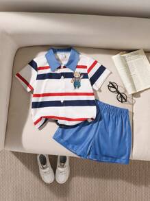SHEIN 2 件套年轻男孩夏季短袖 Polo 领单排扣卡通熊条纹衬衫上衣和牛仔效果短裤套装，适合上学、休闲装和外出 - 彩色 - 查看 7