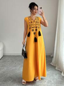 Rafferiza Gaun Wanita Model Western Longgar Lurus dengan Motif Bordir dan Rumbai, Kerah V, Cocok untuk Liburan - Kuning - View 2